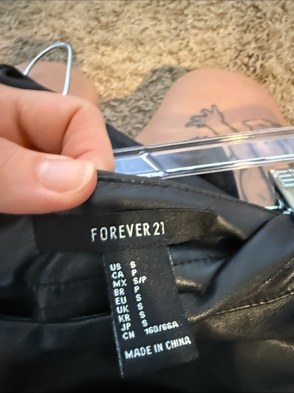 Forever 21 Black Faux Leather Circle Skater Mini Skirt - Picture 3 of 3